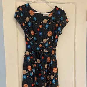 Womens dress (above the knee)